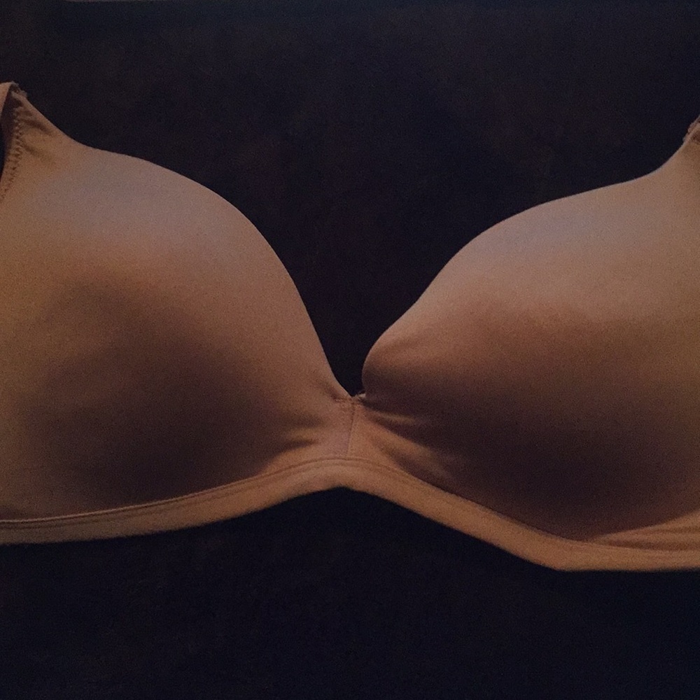 Tan bra